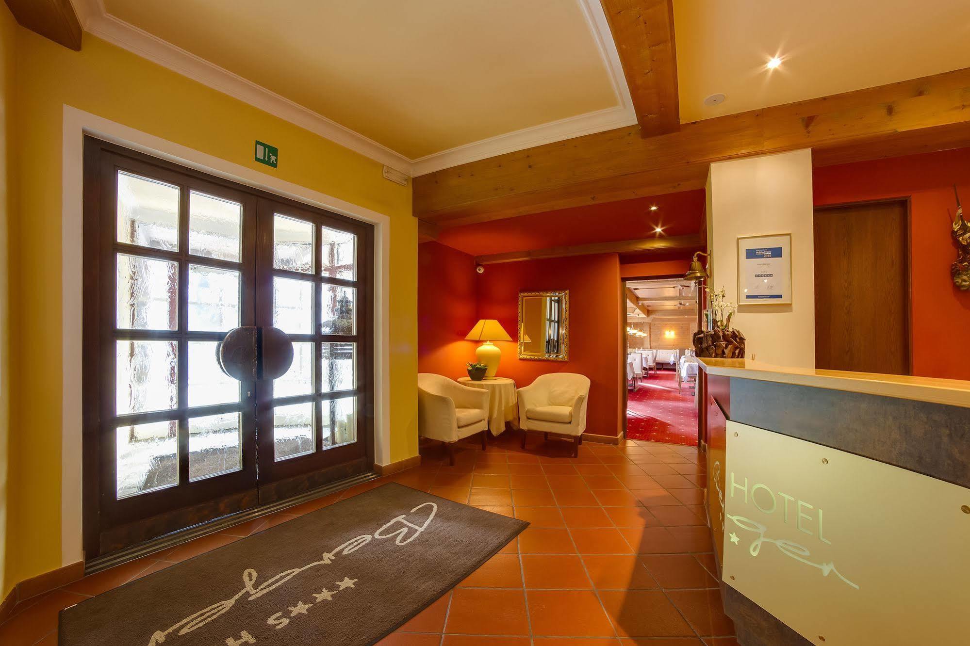 Hotel Berger Superior Riva di Tures Luaran gambar