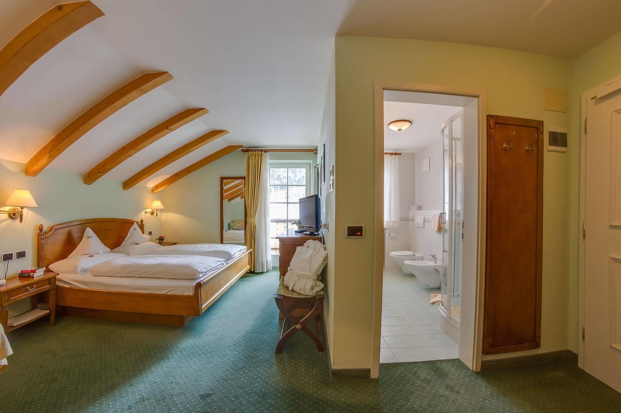 Hotel Berger Superior Riva di Tures Luaran gambar